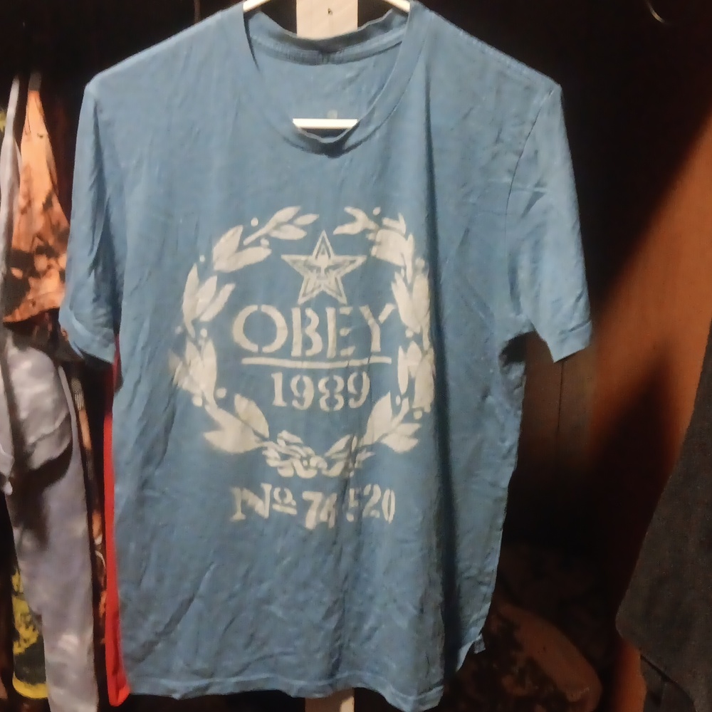 Obey tee shirt